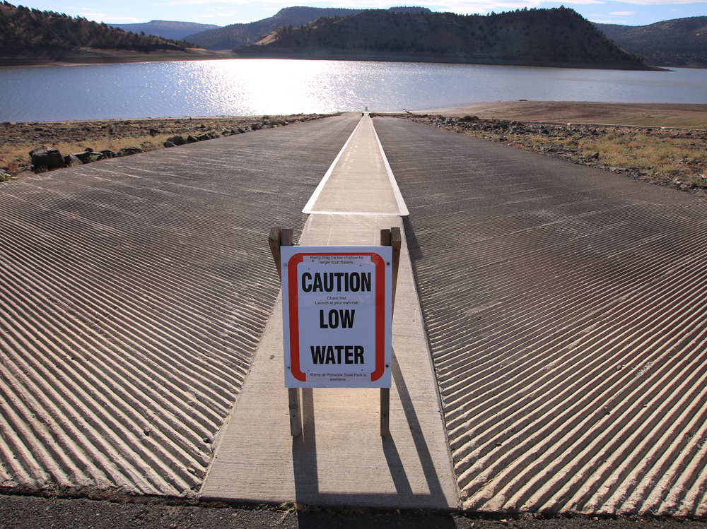 Prineville Reservoir main boat launch closed due to low water.